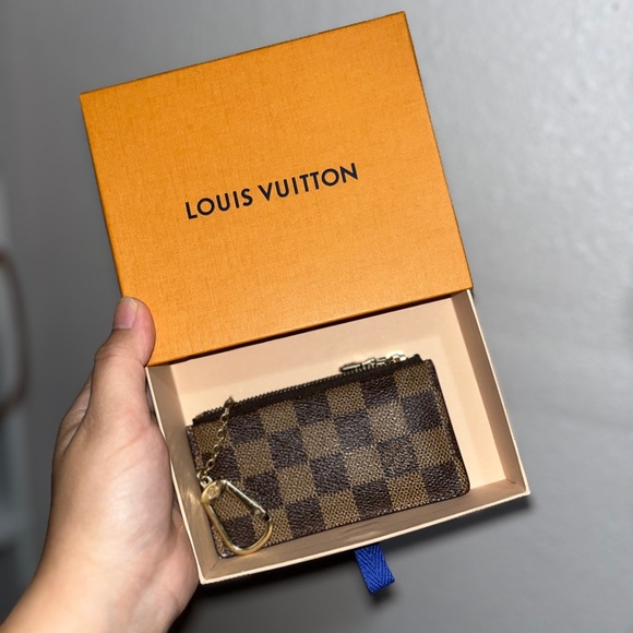 Louis Vuitton Damier Keycles - Picture 7 of 7